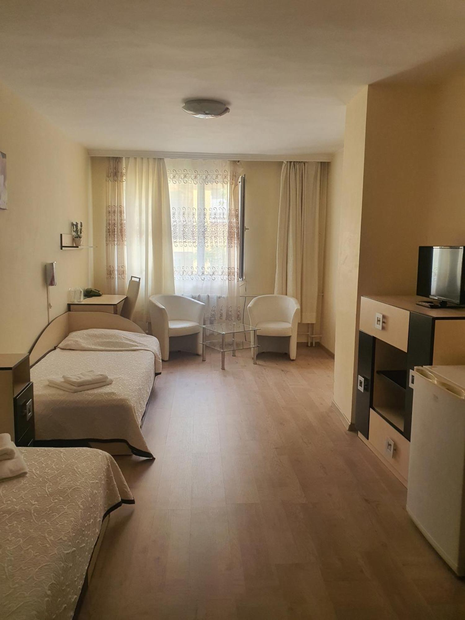 Family Hotel Central Burgas Exterior foto