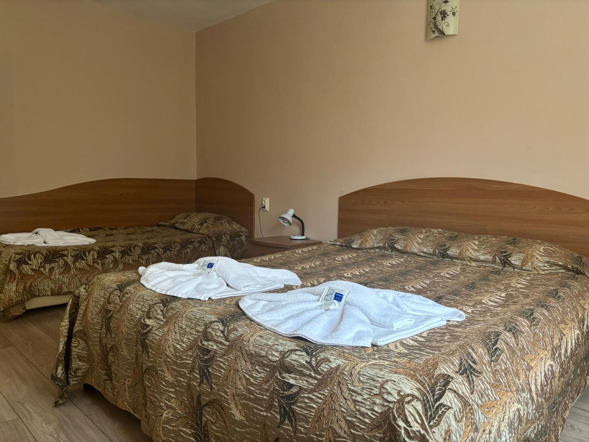 Family Hotel Central Burgas Exterior foto
